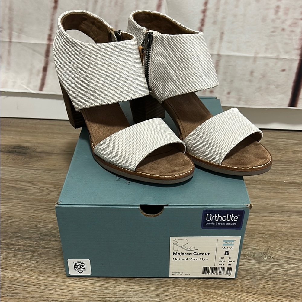 Women's Mejores Cutout Sandals - Cream Toms 8 Majorca cutout
